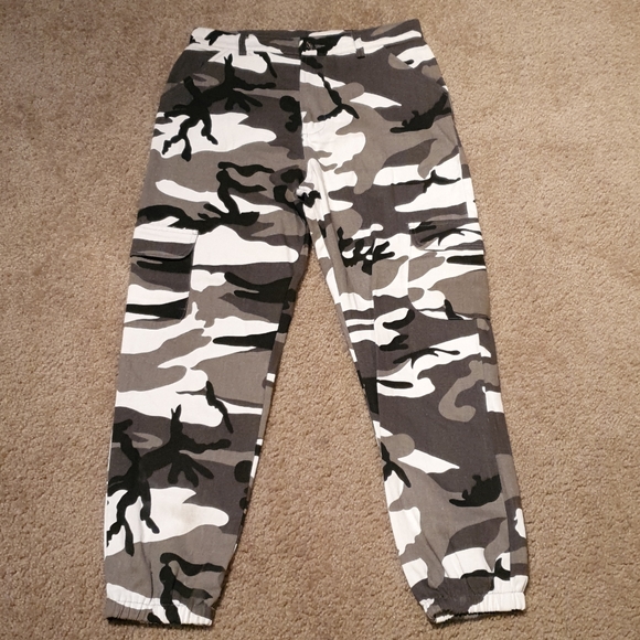 Missguided Denim - Missguided Blk/Wht Camo Jogger Denim Pants M